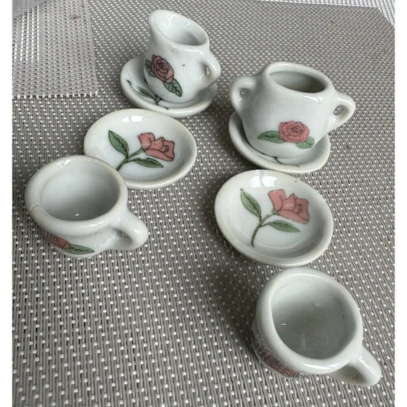 Vintage Child Porcelain Tea set 8 Pieces Roses Miniature Partial Set Dollhouse - Picture 2 of 3